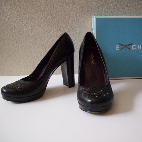 Exchange size 8 chunky 4 inch heel 1/2 inch platform - Picture 1 of 9
